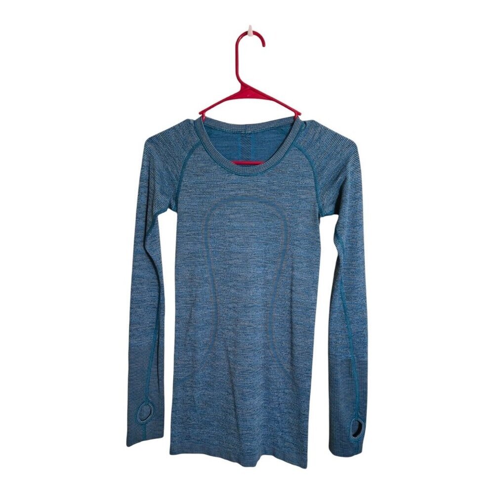 Lululemon Shirt Women 2 Swiftly Tech  Athleisure Running Gym Crossfit Gorpcore